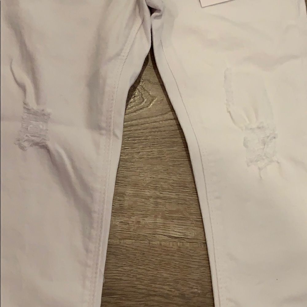 🎉Last deal 🎉Hudson White Jeans 👖 - Picture 2 of 8